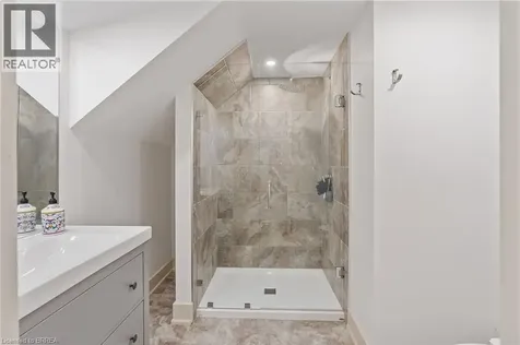 10 Stymie Boulevard Brantford ON N3T 5K3