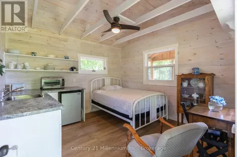 24784 Holland Sydenham Townline Chatsworth ON N0H 1E0
