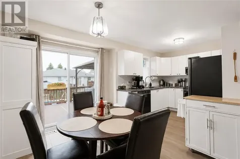 214 Ravina Avenue Garson ON P3L 1A7