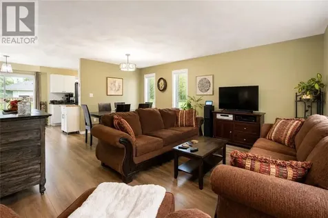 214 Ravina Avenue Garson ON P3L 1A7