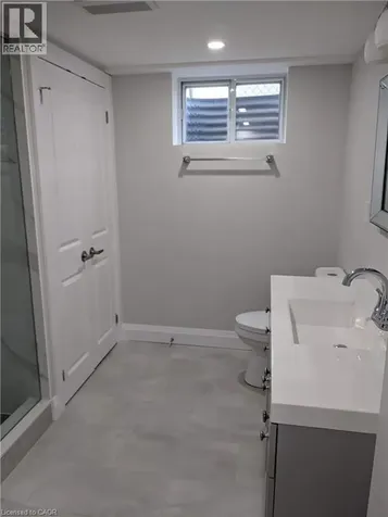 28 Delena Avenue South Hamilton ON L8H 1B6