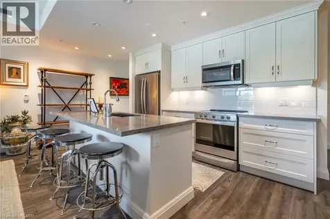 30 Hamilton Street South Waterdown ON L8B 1V8