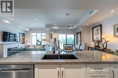 30 Hamilton Street South Waterdown ON L8B 1V8