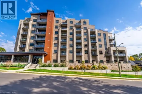 30 Hamilton Street South Waterdown ON L8B 1V8