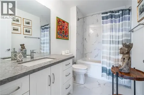 30 Hamilton Street South Waterdown ON L8B 1V8