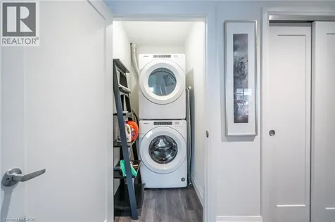 30 Hamilton Street South Waterdown ON L8B 1V8