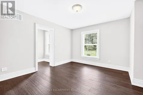 1670 Medad Springs Court Burlington ON L8P 0B7