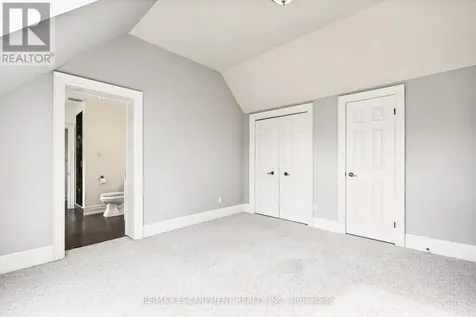1670 Medad Springs Court Burlington ON L8P 0B7