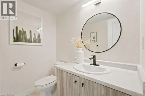 104 Dryden Lane Hamilton ON L8H 0B6