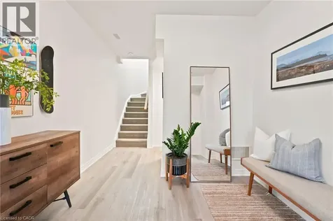 104 Dryden Lane Hamilton ON L8H 0B6