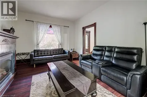 51 Irvin Street Kitchener ON N2H 1K7