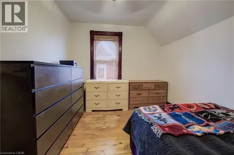 51 Irvin Street Kitchener ON N2H 1K7