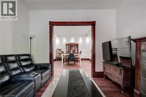 51 Irvin Street Kitchener ON N2H 1K7