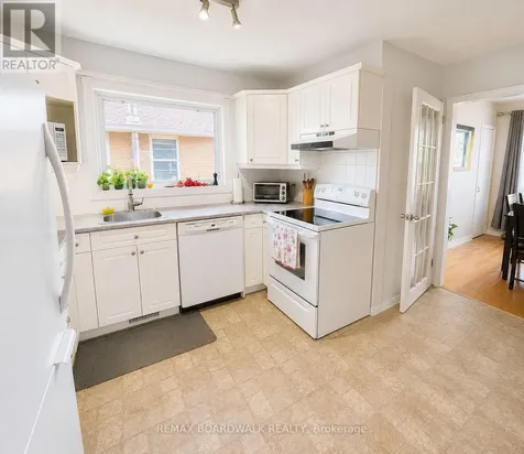 625 Clarke Avenue Ottawa ON K1K 0Y6