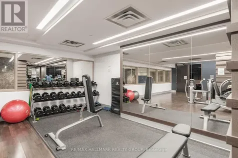 1035 Bank Street Ottawa ON K1S 5K3