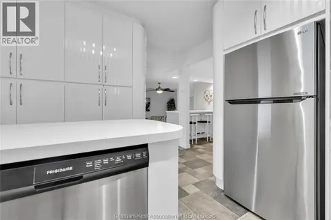 5 Phyllis Avenue Chatham ON N7M 3B8