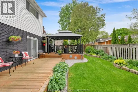 5 Phyllis Avenue Chatham ON N7M 3B8