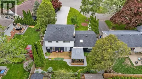 5 Phyllis Avenue Chatham ON N7M 3B8