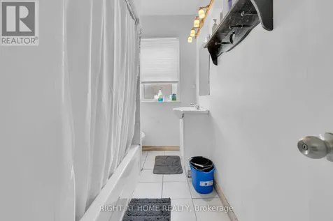 3497 Peter Street Windsor ON N9C 1J4