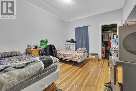 530-532 Campbell Avenue Windsor ON N9B 2H4