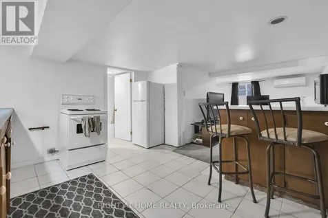 530-532 Campbell Avenue Windsor ON N9B 2H4
