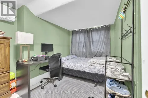 530-532 Campbell Avenue Windsor ON N9B 2H4