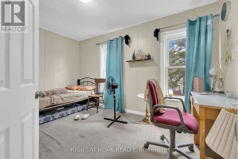 227 Bridge Avenue Windsor ON N9B 2M1