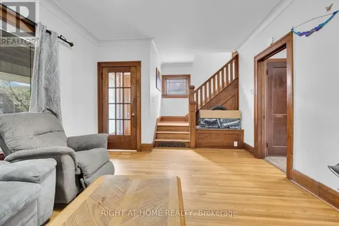 321 Rankin Avenue Windsor ON N9B 2R6