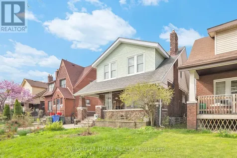 321 Rankin Avenue Windsor ON N9B 2R6