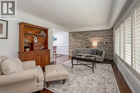 280 Penn Drive Burlington ON L7N 2B8