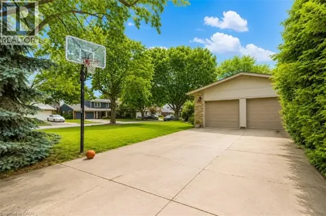 280 Penn Drive Burlington ON L7N 2B8