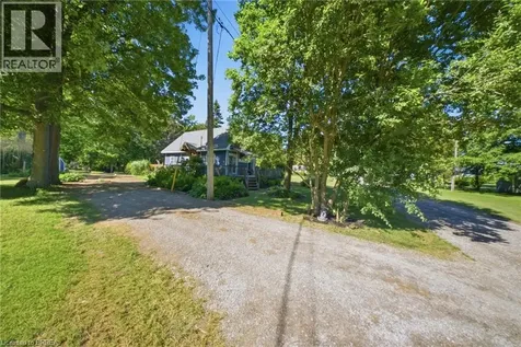 523 Avalon Lane Port Dover ON N3Y 4K2