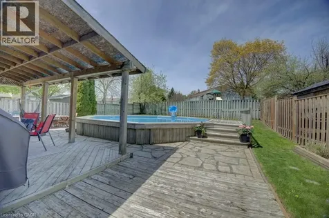 14 Rose Garden Street Kitchener ON N2B 3T1