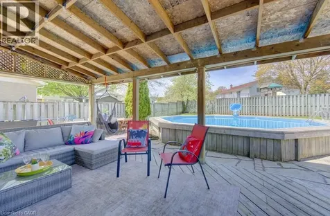 14 Rose Garden Street Kitchener ON N2B 3T1
