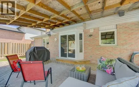 14 Rose Garden Street Kitchener ON N2B 3T1