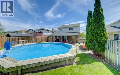 14 Rose Garden Street Kitchener ON N2B 3T1