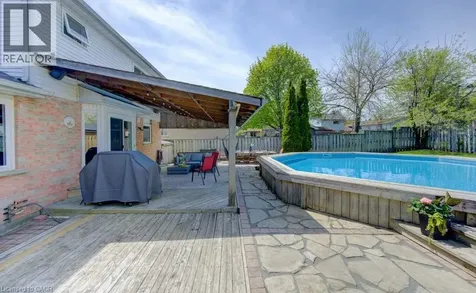 14 Rose Garden Street Kitchener ON N2B 3T1