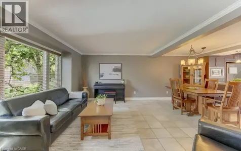 14 Rose Garden Street Kitchener ON N2B 3T1