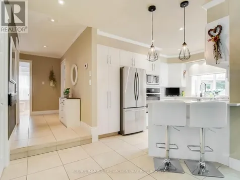 21050 Juniper Avenue South Glengarry ON K0C 1E0
