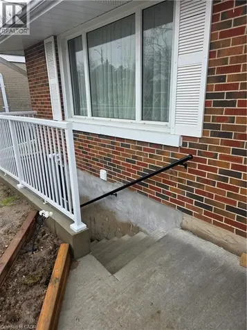 22 Montrose Avenue Kitchener ON N2M 1Y2