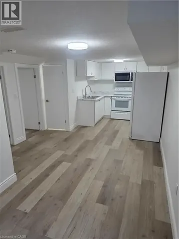 22 Montrose Avenue Kitchener ON N2M 1Y2