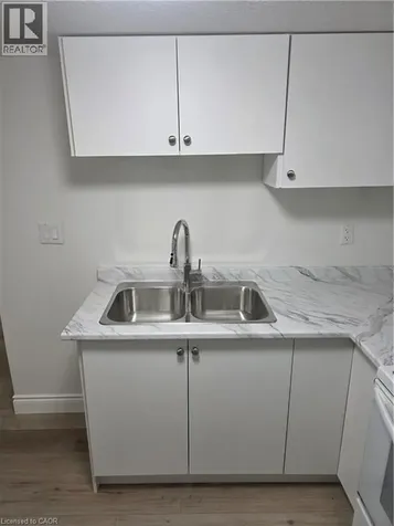22 Montrose Avenue Kitchener ON N2M 1Y2