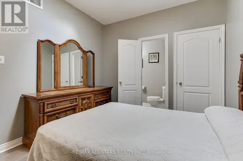 7 John Harvey Street Uxbridge ON L9P 1C3