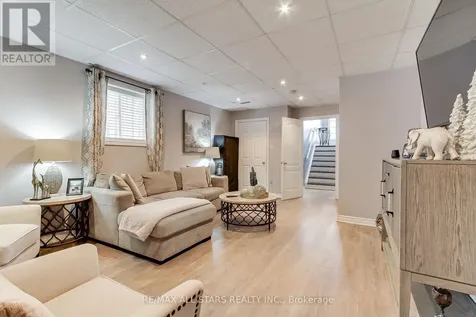7 John Harvey Street Uxbridge ON L9P 1C3