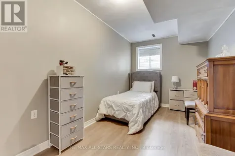 7 John Harvey Street Uxbridge ON L9P 1C3