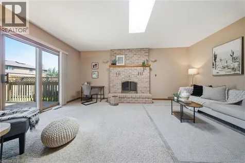 22 Colonial Crescent Brantford ON N3R 7M6