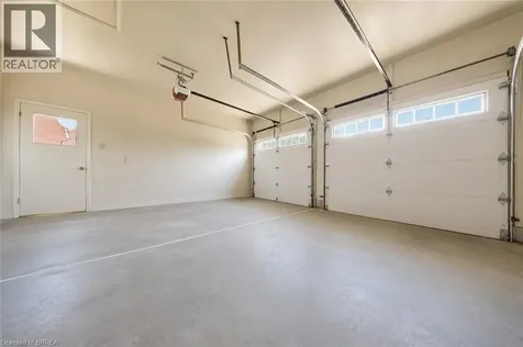 22 Colonial Crescent Brantford ON N3R 7M6