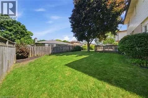 22 Colonial Crescent Brantford ON N3R 7M6