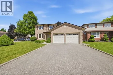 22 Colonial Crescent Brantford ON N3R 7M6
