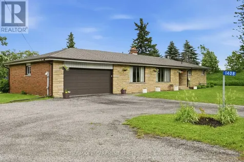 1408 Edgewood Road Hamilton ON L8N 2Z7
